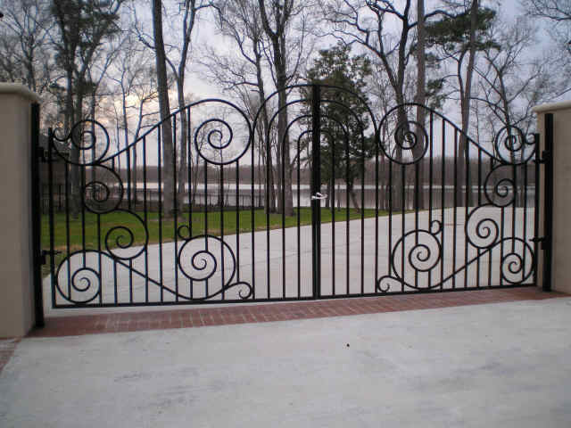 Swirl Pattern Custom Gate